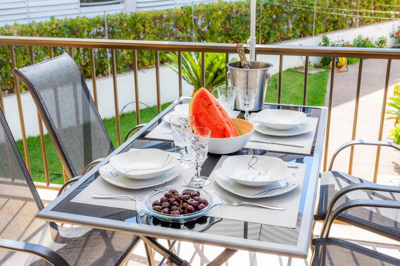 Es Pujol Apartment Alcudia  Bagian luar foto